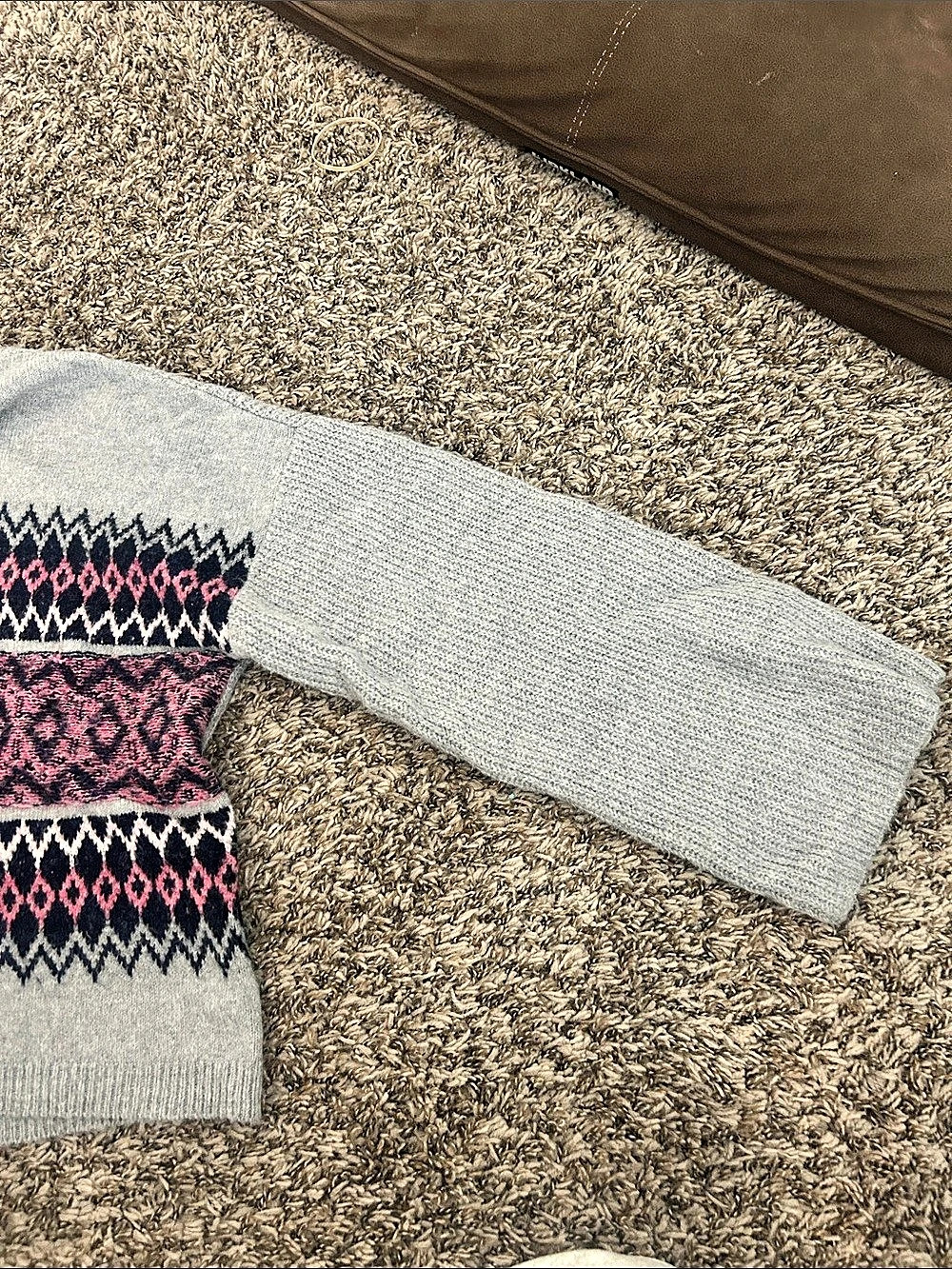 Sweater - Picture 4 of 5